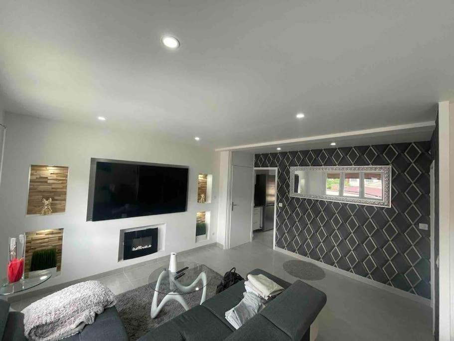 Super Appartement By Live Cite Gastronomique Dijon Exterior foto